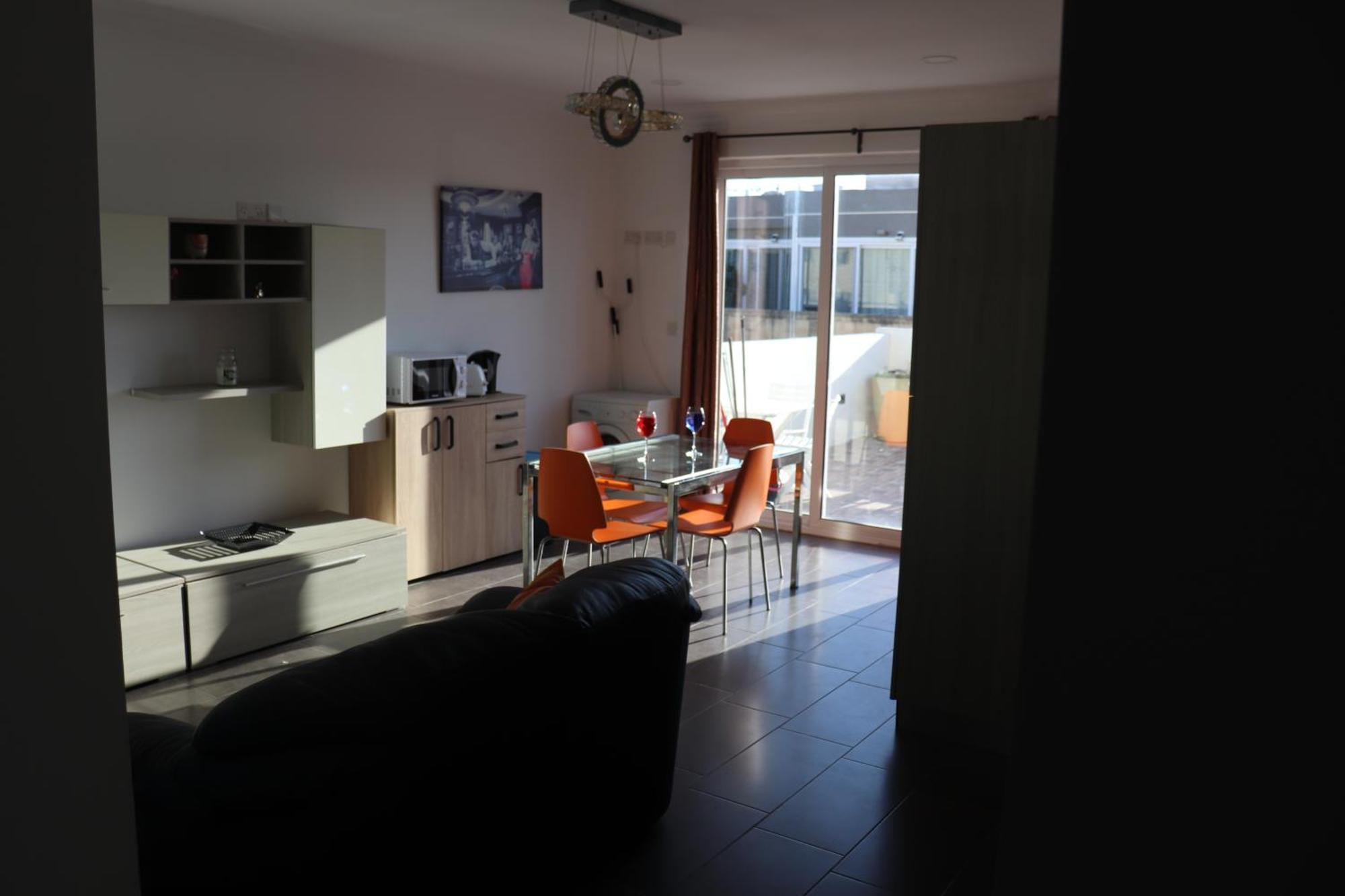 St Julians Sliema Penthouse 3 Minutes Walk From Seafront Exterior foto