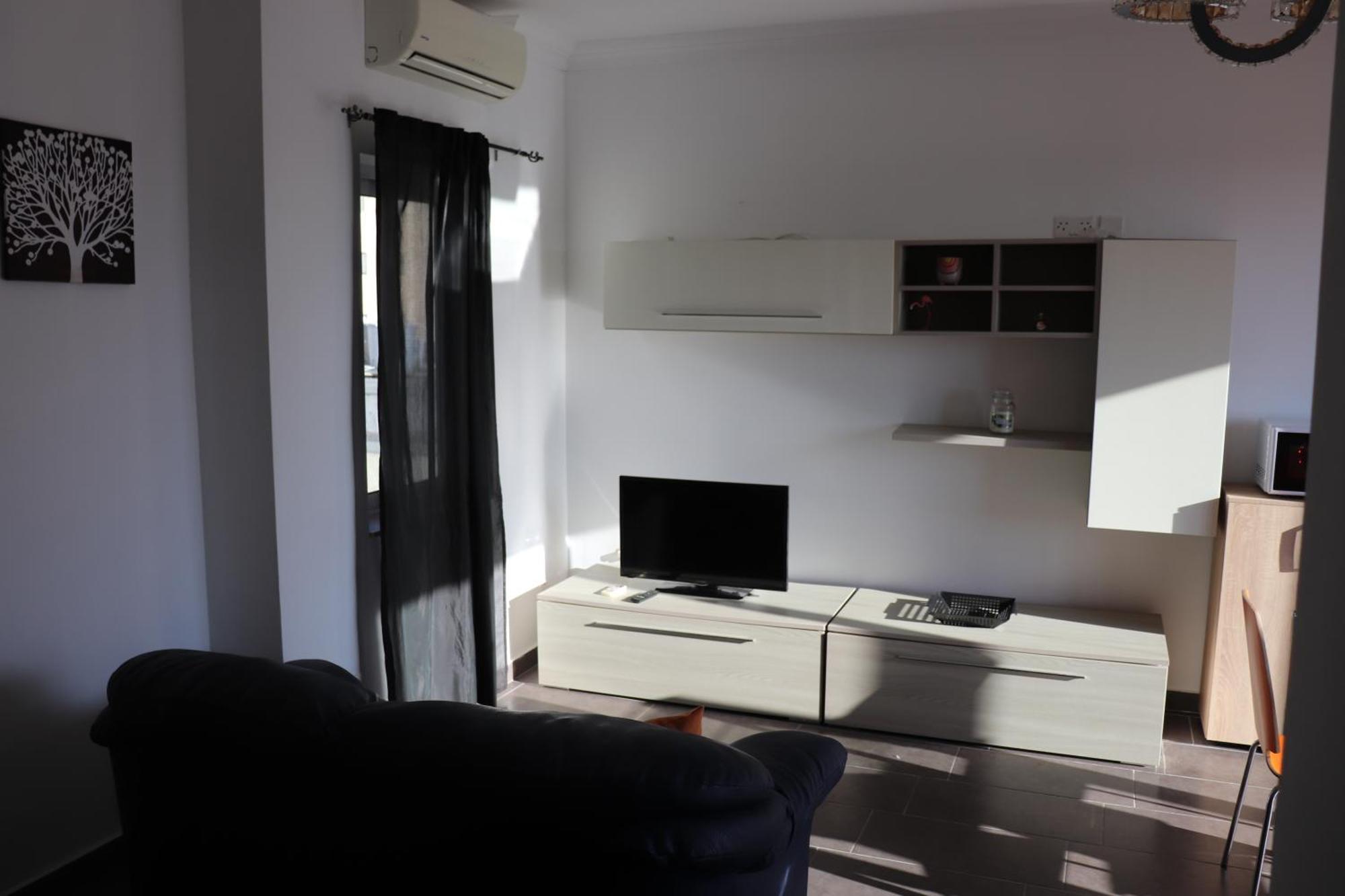 St Julians Sliema Penthouse 3 Minutes Walk From Seafront Exterior foto