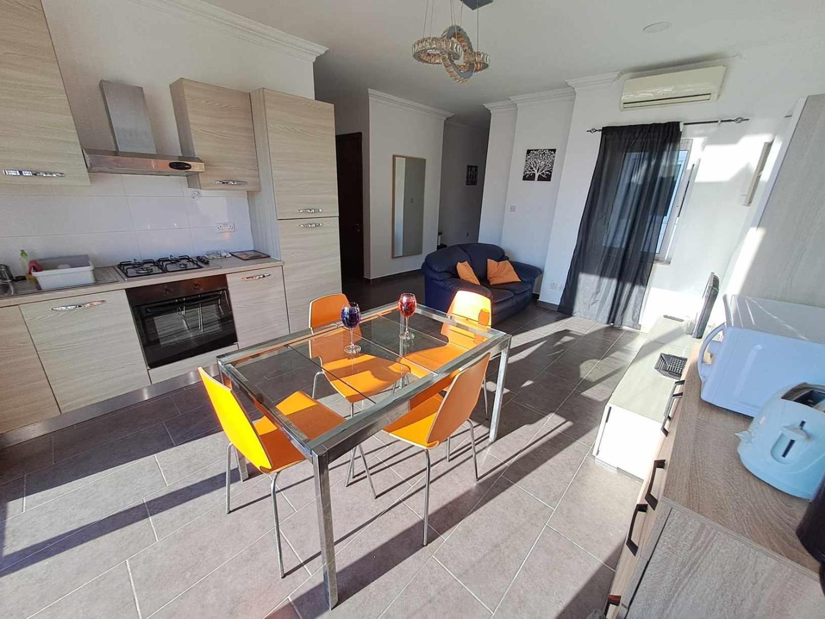St Julians Sliema Penthouse 3 Minutes Walk From Seafront Exterior foto